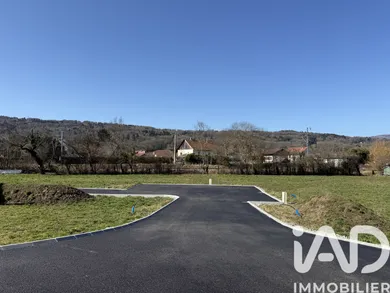 Terrain à bâtir à Pers-Jussy (74930)
