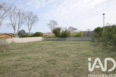 Building plot in Poussan (34560)