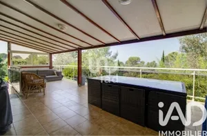 Leisure land in Fréjus (83600)