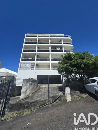 Apartment in Saint-Denis (97490)