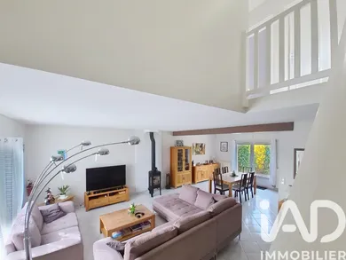 House in Villemandeur (45700)