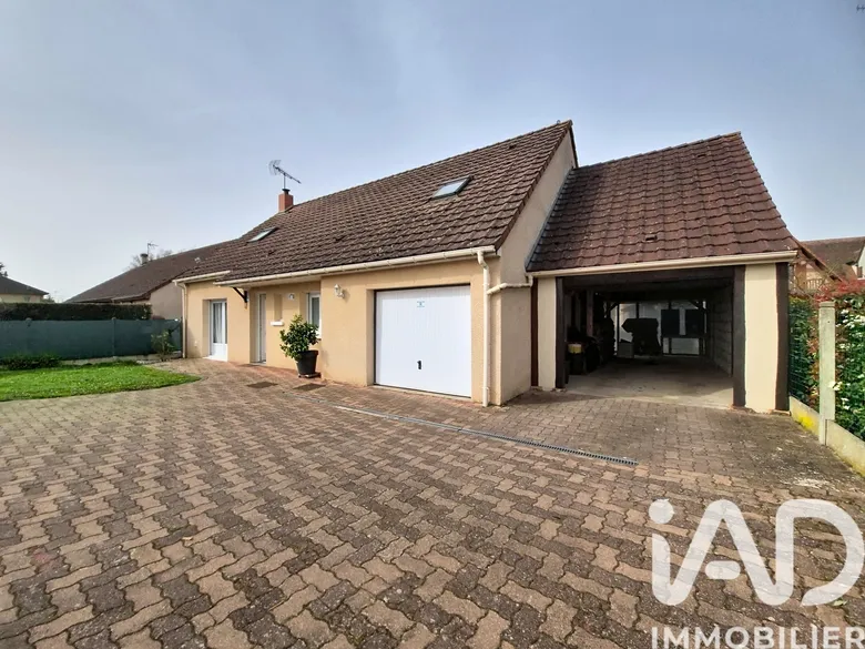 Maison 7 pièces 121 m² · à Villemandeur · 121 m² · 275 000 €