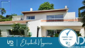 Architectural house in La Frette-sur-Seine (95530)