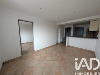 Apartment in Vendôme (41100)