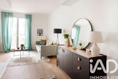 Apartment in Bièvres (91570)