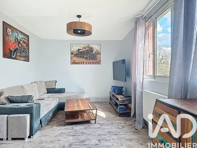 Appartement à Sainte-Geneviève-des-Bois (91700)