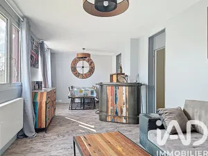 Appartement à Sainte-Geneviève-des-Bois (91700)