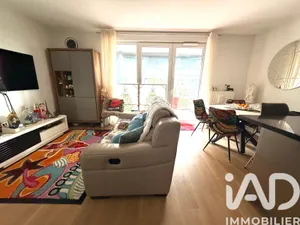 Apartment in Floirac (33270)