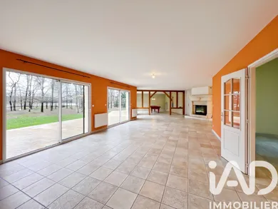 Mansion in Ardon (45160)