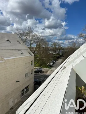 Appartement à Bordeaux (33100)
