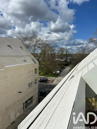 Appartement à Bordeaux (33100)