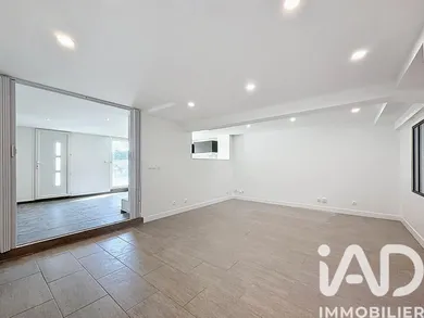 Apartment in Claye-Souilly (77410)