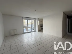 Apartment in Tours (37100)