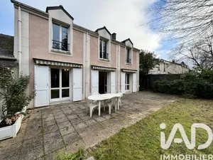 Maison à Le Chesnay (78150)