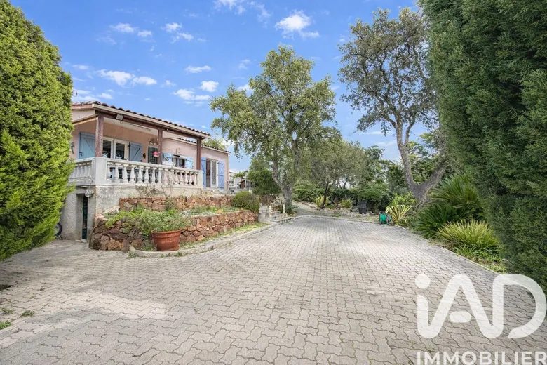 Maison 3 pièces 60 m² · à Roquebrune-sur-Argens · 60 m² · 275 000 €