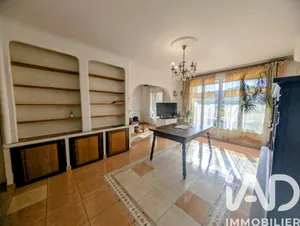 Apartment in Cogolin (83310)