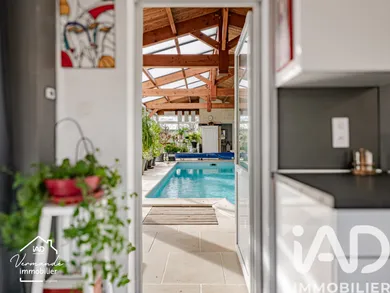 Maison à Bernay-Saint-Martin (17330)