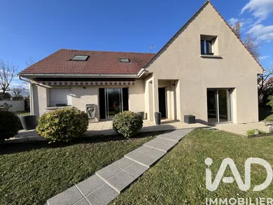 House in La Grande-Paroisse (77130)