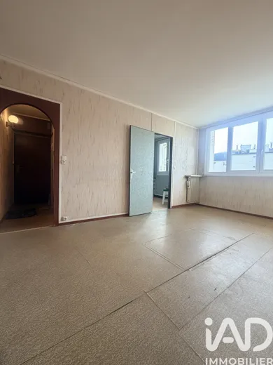 Apartment in Versailles (78000)