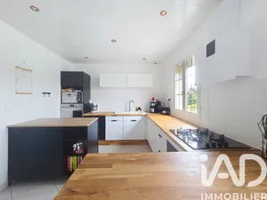 Traditional house in Nangis (77370)