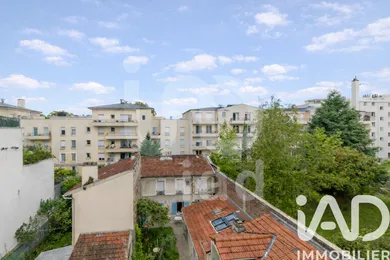 Apartment in Montrouge (92120)