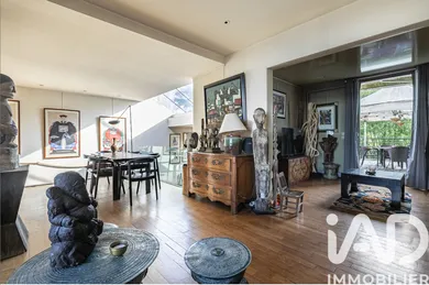 Maison à Issy-les-Moulineaux (92130)