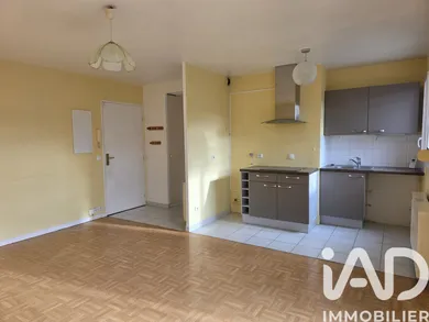 Apartment in Livry-Gargan (93190)