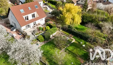 Maison traditionnelle à Montfermeil (93370)