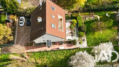 Maison traditionnelle à Montfermeil (93370)