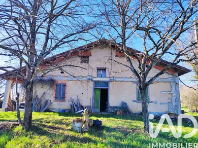 Maison de campagne à Monblanc (32130)