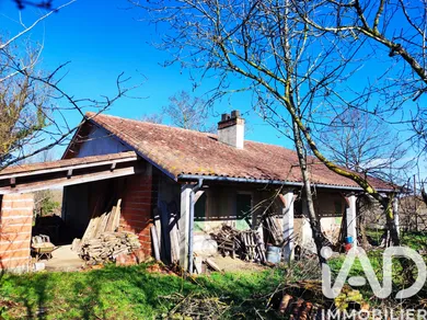 Maison de campagne à Monblanc (32130)