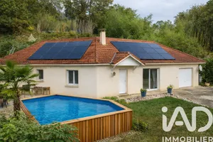 Pavillon à Lahourcade (64150)