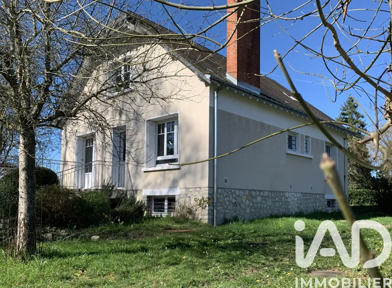 Maison 5 pièces 124 m² · à Chitenay · 124 m² · 210 000 €
