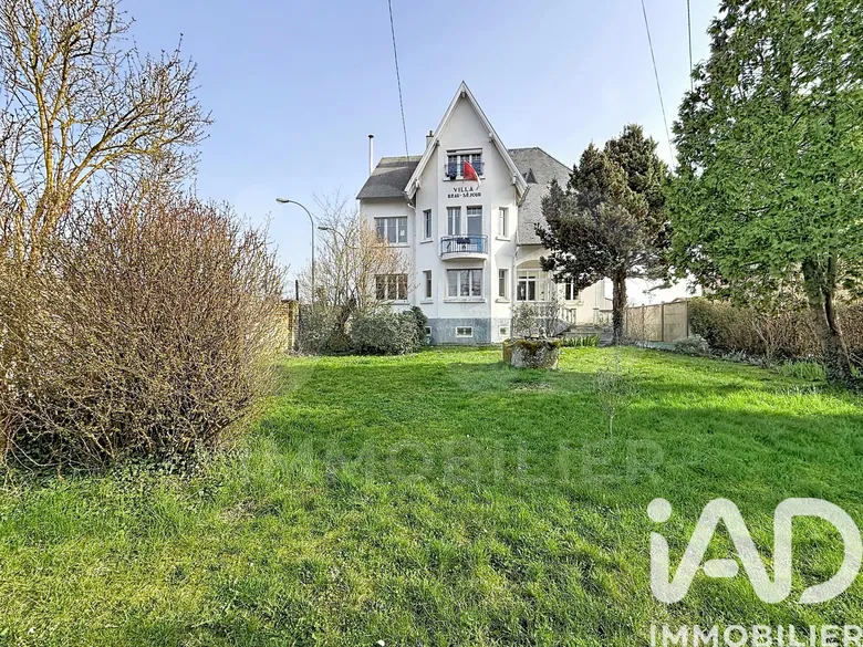 Maison 11 pièces 244 m² · à Dieuze · 244 m² · 279 000 €