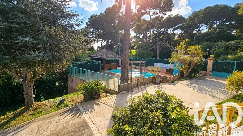 Maison 6 pièces 200 m² · à Hyères · 200 m² · 1 195 000 €
