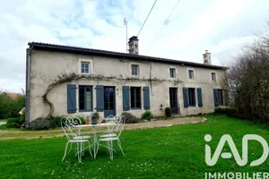 Maison de campagne à Leignes-sur-Fontaine (86300)