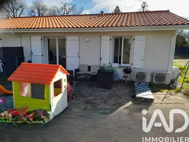 Maison à Commensacq (40210)