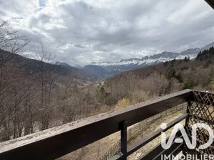 Appartement à Château-Bernard (38650)