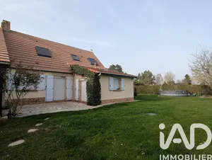 Maison traditionnelle à Orvilliers (78910)