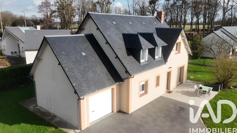 Maison 8 pièces 155 m² · à Bernay · 155 m² · 433 000 €