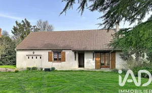 Detached house in Saint-André-sur-Cailly (76690)