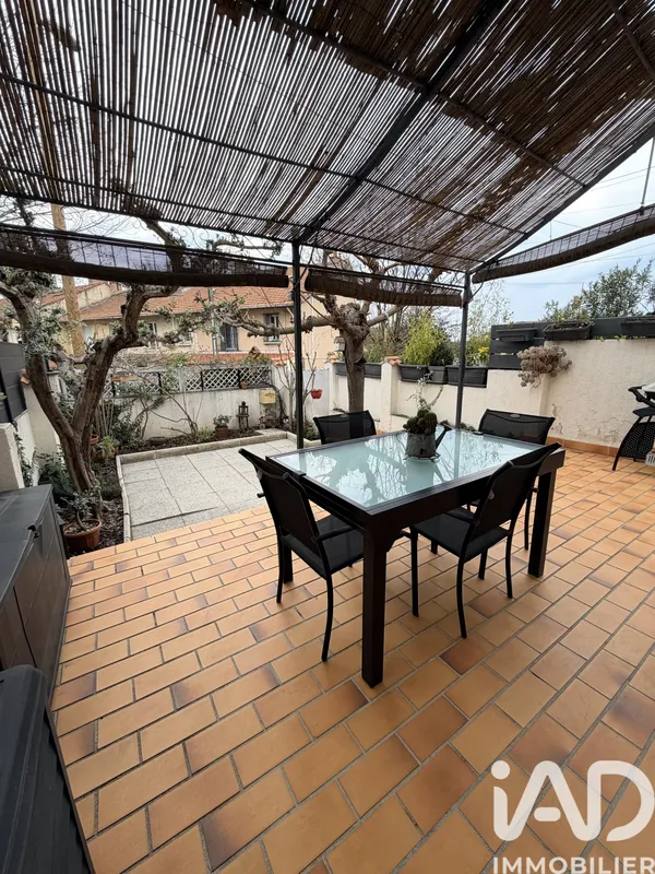 Vente maison à Marseille (13015) : maison 4 pièces 125 m² — 8
