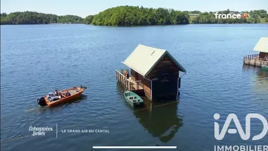 Péniche à Saint-Gérons (15150)