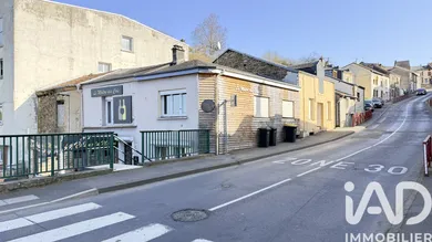 Immeuble à Montcy-Notre-Dame (08090)