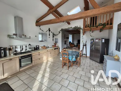 Maison de campagne à Saint-Loup-Lamairé (79600)