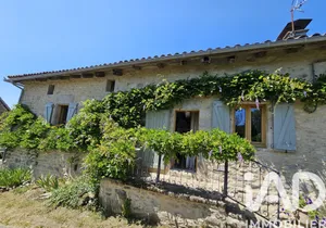Traditional house in Sousceyrac (46190)
