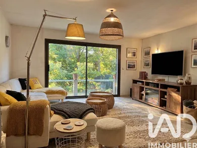 Maison à Salon-de-Provence (13300)