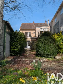 Maison traditionnelle à Chevrières (60710)