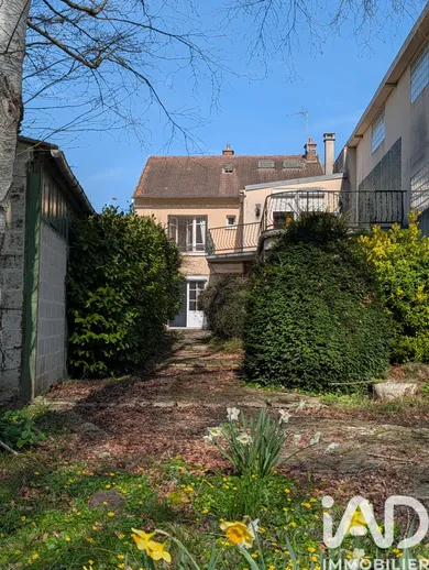 Maison traditionnelle à Chevrières (60710)