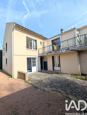 Traditional house in Chevrières (60710)